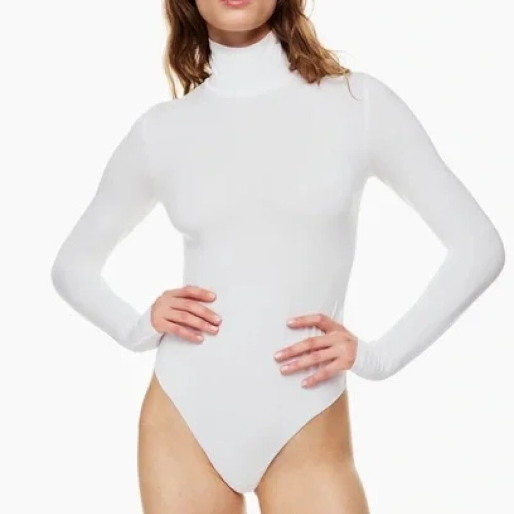 Aritzia Wilfred Troyes white bodysuit